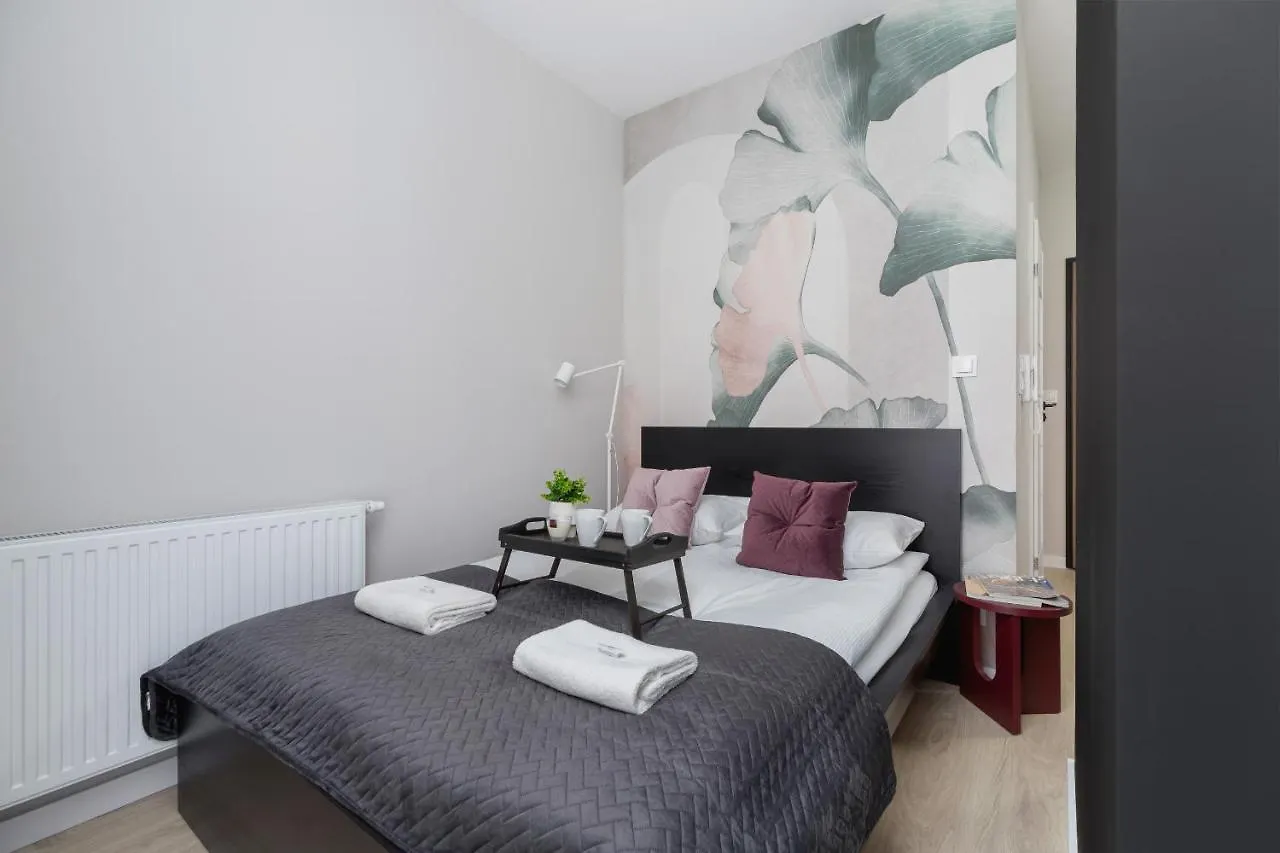 Casa Feliz Zablocie Studio For 4 Guests Cracow By Noclegi Renters Krakow 0*,  Poland