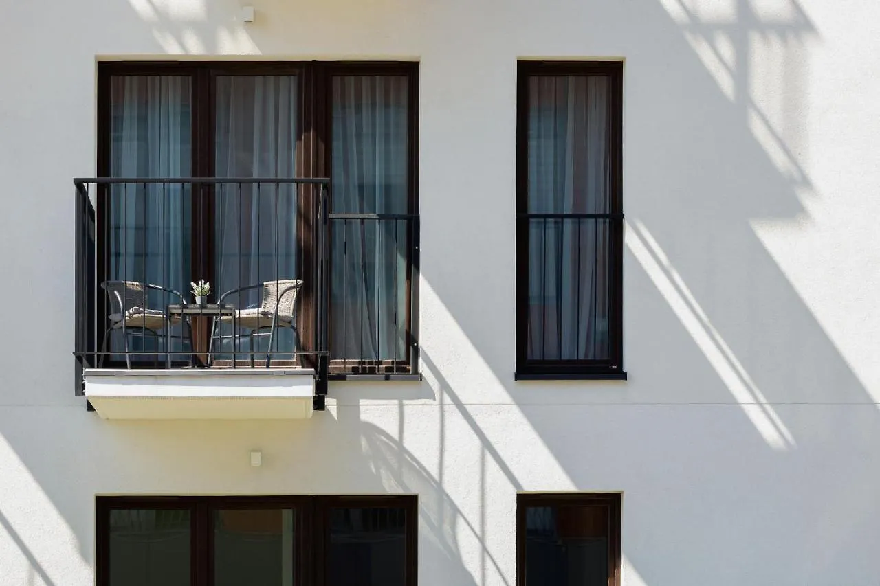Casa Feliz Zablocie Studio For 4 Guests Cracow By Noclegi Renters Krakow 0*,  Poland